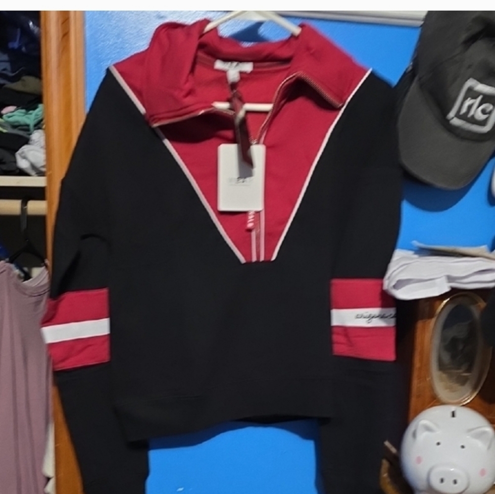 Stylish Black and Red Women's Sweater